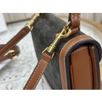 CELINE 𝒎𝒊𝒏𝒊 saddle bag model: 10K502