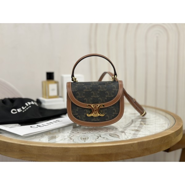 CELINE 𝒎𝒊𝒏𝒊 saddle bag model: 10K502