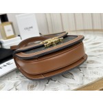 CELINE 𝒎𝒊𝒏𝒊 saddle bag model: 10K502