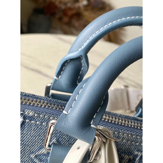 𝐋𝐎𝐔𝐈𝐒𝐕𝐔𝐈𝐓𝐓𝐎𝐍 M22762 denim fabric This Keepall Bandouli è re 25 handbag