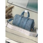 𝐋𝐎𝐔𝐈𝐒𝐕𝐔𝐈𝐓𝐓𝐎𝐍 M22762 denim fabric This Keepall Bandouli è re 25 handbag