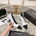 CHANEL's Early Autumn Collection is Hot and New