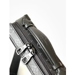 Louis Vuitton M46689 Wax Leather M45935 Presbyopia Black M46264 Presbyopia Purple This Handle Soft Trunk Handbag