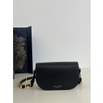 DIOR Signature series large Logo embossed logo