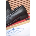 Prada's new genuine leather business suit shoes
