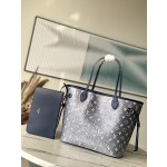 LOUIS VUITTON M22921 This Neverfull Medium Handbag