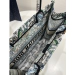 DIOR Tote latest spring and summer series