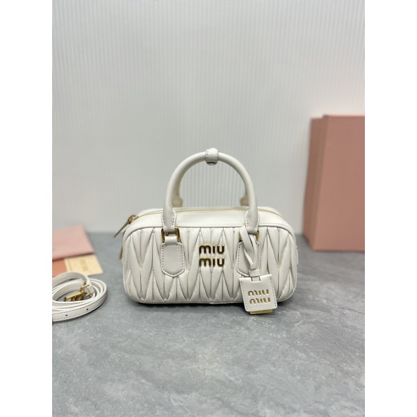 MIU MIU 5BB142, Bowling Bag