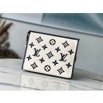 LOUIS VUITTON    M82521