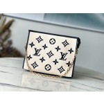 LOUIS VUITTON    M82521