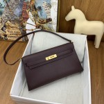 Kelly Elan goat skin