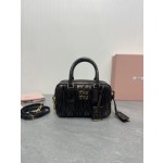 MIU MIU 5BB123 Bowling Bag