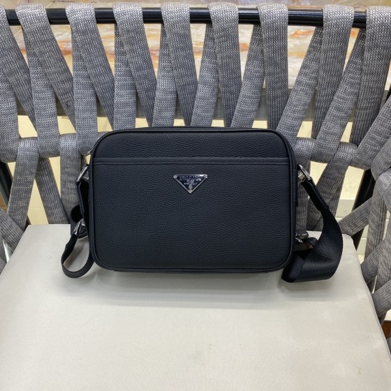 Prada-casual hot shoulder bag