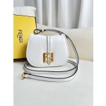 FENDI Cmon Small Handbag Model: 508