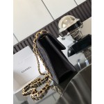 CHANEL Middle School Style Cowboy Postman Bag Model Number: 3923