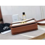 CELINE 𝗧𝗥𝗜𝗢𝗠𝗣𝗛𝗘～ Canvas with cow leather model: 191242