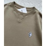 Dior three-dimensional diamond C * D micro embroidered round neck sweater