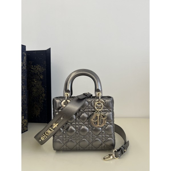 DIOR Lady Diana four grid series