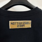 Louis Vuitton Heavy Industries Metal Badge Gradual Beaded Round Neck Short Sleeve