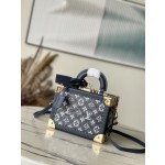 LOUIS VUITTON  M10201