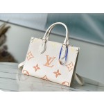 𝐋𝐎𝐔𝐈𝐒𝐕𝐔𝐈𝐓𝐓𝐎𝐍 M45661 handbag is the latest successor to this Ontogo mini shopping bag