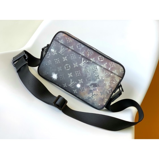 Louis Vuitton MESSENGER messenger bag