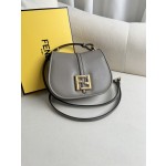 FENDI Cmon Small Handbag Model: 508