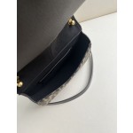 FENDI Cmon Medium Handbag Model Number: 507