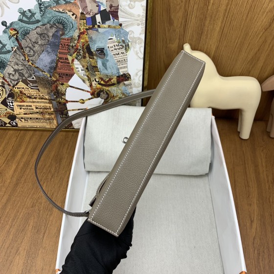 Kelly Elan goat skin