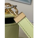 𝐋𝐎𝐔𝐈𝐒𝐕𝐔𝐈𝐓𝐓𝐎𝐍 M22768 Avocado Green Water Ripple Twist Series TWIST Small Handbag
