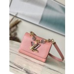 𝐋𝐎𝐔𝐈𝐒𝐕𝐔𝐈𝐓𝐓𝐎𝐍 M23074 Peach Powder Water Ripple Twist Series TWIST Small Handbag