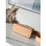 𝐋𝐎𝐔𝐈𝐒𝐕𝐔𝐈𝐓𝐓𝐎𝐍 N99387/M48865 Light Yellow Snake Shoulder This Capuchines Mini Size Handbag