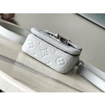 𝐋𝐎𝐔𝐈𝐒𝐕𝐔𝐈𝐓𝐓𝐎𝐍 M82568 Grey S-Lock Vertical Mini Handbag