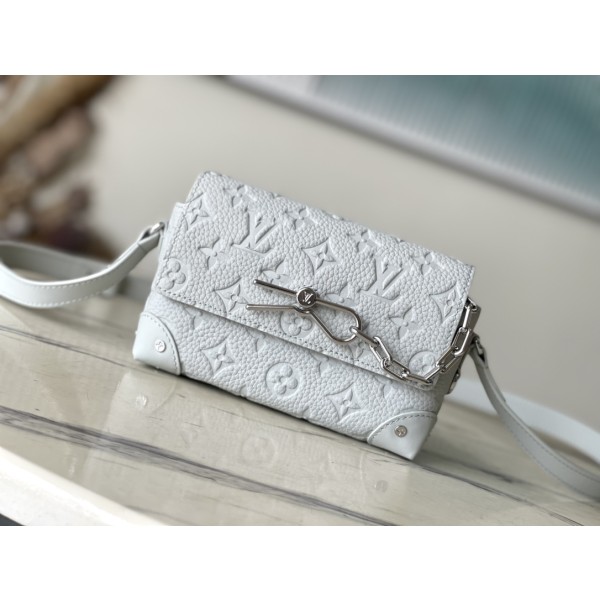 𝐋𝐎𝐔𝐈𝐒𝐕𝐔𝐈𝐓𝐓𝐎𝐍 M82579 Gray Full Skin Embossed Men's Bag and Postman Bag Series