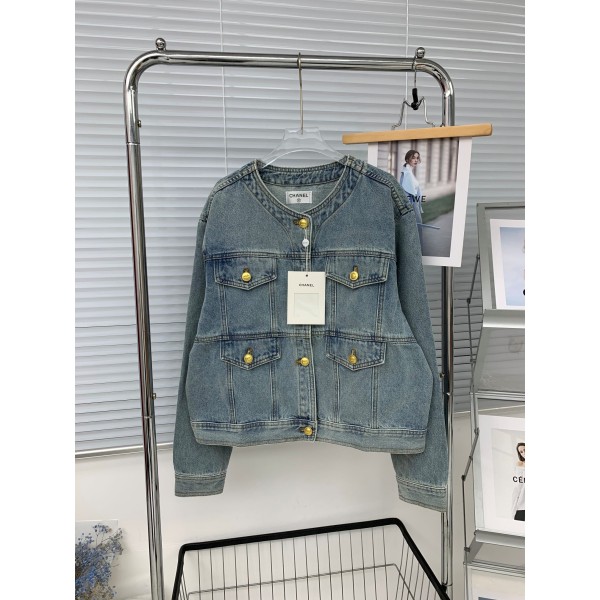 Chanel Round Neck Hardware Short Coat