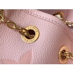 𝐋𝐎𝐔𝐈𝐒𝐕𝐔𝐈𝐓𝐓𝐎𝐍 M46492 pink silk screen full leather chain water bucket bag series