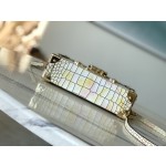 𝐋𝐎𝐔𝐈𝐒𝐕𝐔𝐈𝐓𝐓𝐎𝐍 N82327 Petite Malle handbag