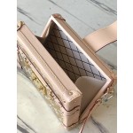 𝐋𝐎𝐔𝐈𝐒𝐕𝐔𝐈𝐓𝐓𝐎𝐍 N22882 Gold