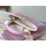 𝐋𝐎𝐔𝐈𝐒𝐕𝐔𝐈𝐓𝐓𝐎𝐍 M22122 Light Purple Wave Bottom Capshell Medium Handbag