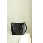 𝐂𝐇𝐀𝐍𝐄𝐋 Hobo hippie bag