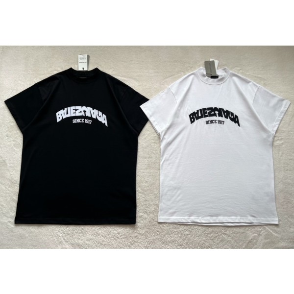 Balenciaga Inverted Letter Embroidered Round Neck Short Sleeve