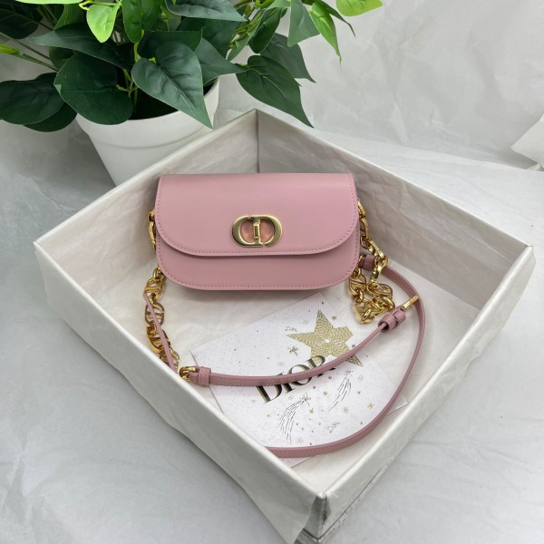 Dior M9261 CD buckle with 30 Montaigne embossed logo on the back