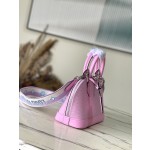 𝐋𝐎𝐔𝐈𝐒𝐕𝐔𝐈𝐓𝐓𝐎𝐍 M22620 Plum Red