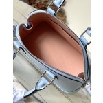 𝐋𝐎𝐔𝐈𝐒𝐕𝐔𝐈𝐓𝐓𝐎𝐍 M22357 light blue