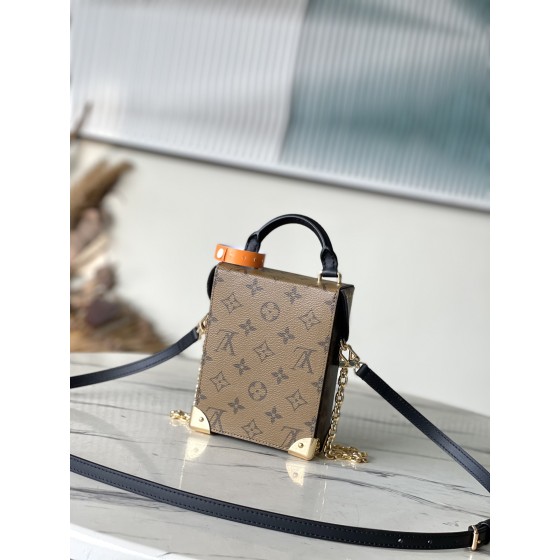 𝐋𝐎𝐔𝐈𝐒𝐕𝐔𝐈𝐓𝐓𝐎𝐍 M82465 Yellow Flower Camera Box Handbag