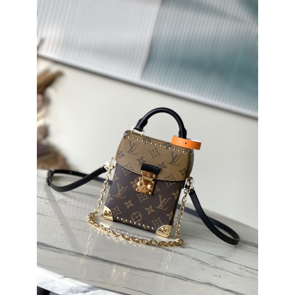 𝐋𝐎𝐔𝐈𝐒𝐕𝐔𝐈𝐓𝐓𝐎𝐍 M82465 Yellow Flower Camera Box Handbag