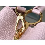 𝐋𝐎𝐔𝐈𝐒𝐕𝐔𝐈𝐓𝐓𝐎𝐍 M22178 Small This CAPUCINES BB handbag