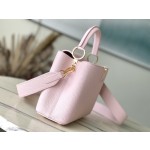 𝐋𝐎𝐔𝐈𝐒𝐕𝐔𝐈𝐓𝐓𝐎𝐍 M22178 Small This CAPUCINES BB handbag