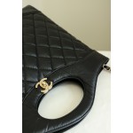 𝐂𝐇𝐀𝐍𝐄𝐋 Bag King 31 handbag