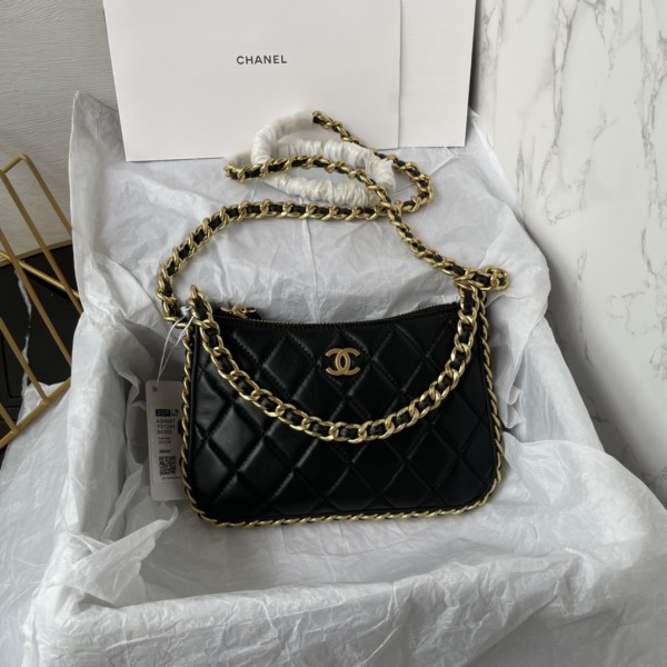 CHANEL 23C Moon Bag model number AS4067